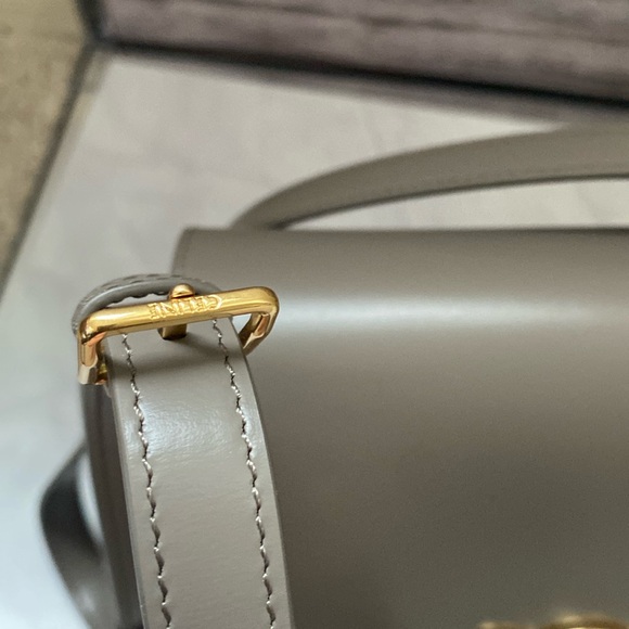 CELINE TRIOMPHE BAG LAMBSKIN MEDIUM - Picture 6 of 6